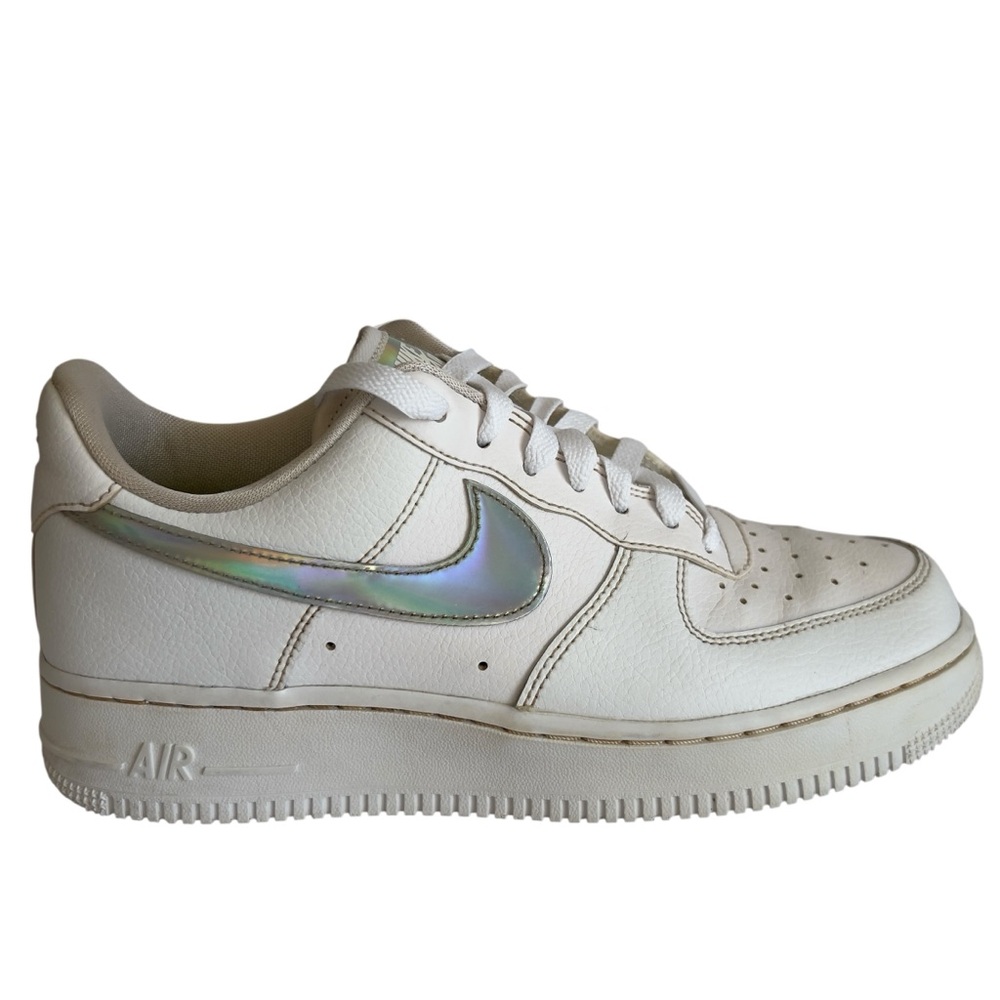 Nike Air Force 1 Low Iridescent Silver Swoosh White Timeless Sneakers Size 8